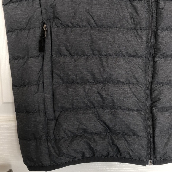 down filled vest with stow bag. Charcoal gray. Size M - Picture 3 of 8